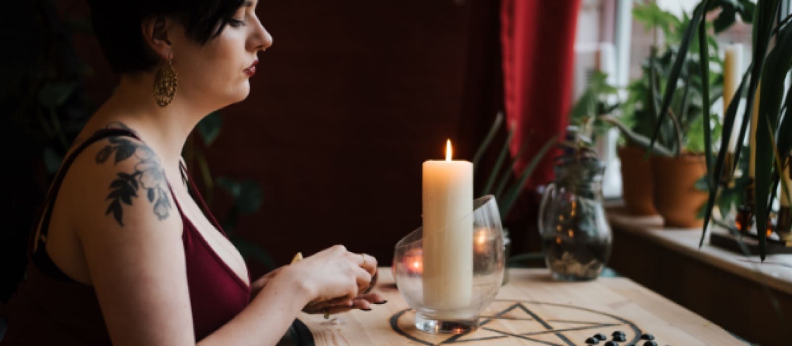 Hướng Dẫn Xem Tarot Online Miễn Phí: Bước Đầu Đến Tự Khám Phá